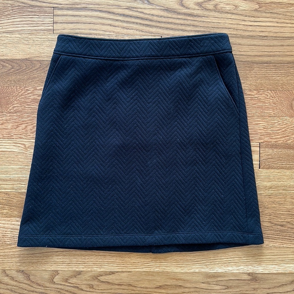 NWOT Loft Black Quilted Mini Skirt